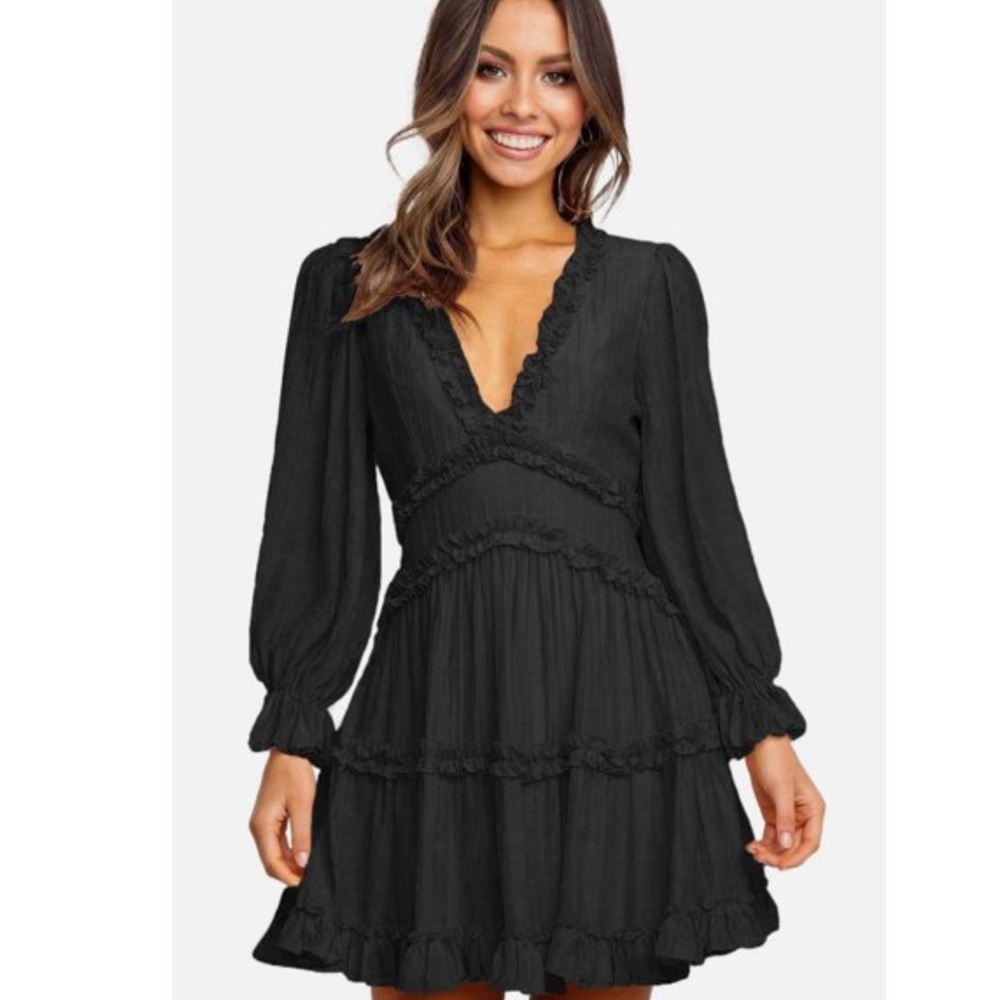 Women's Long Sleeve Ruffle Detailing Open Back Mini Dress